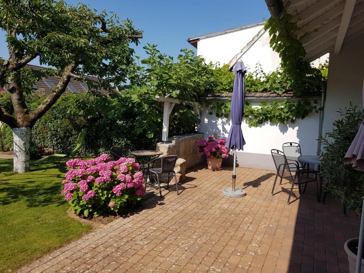 Ferienwohnung Kirschbluete Billigheim-Ingenheim Екстериор снимка